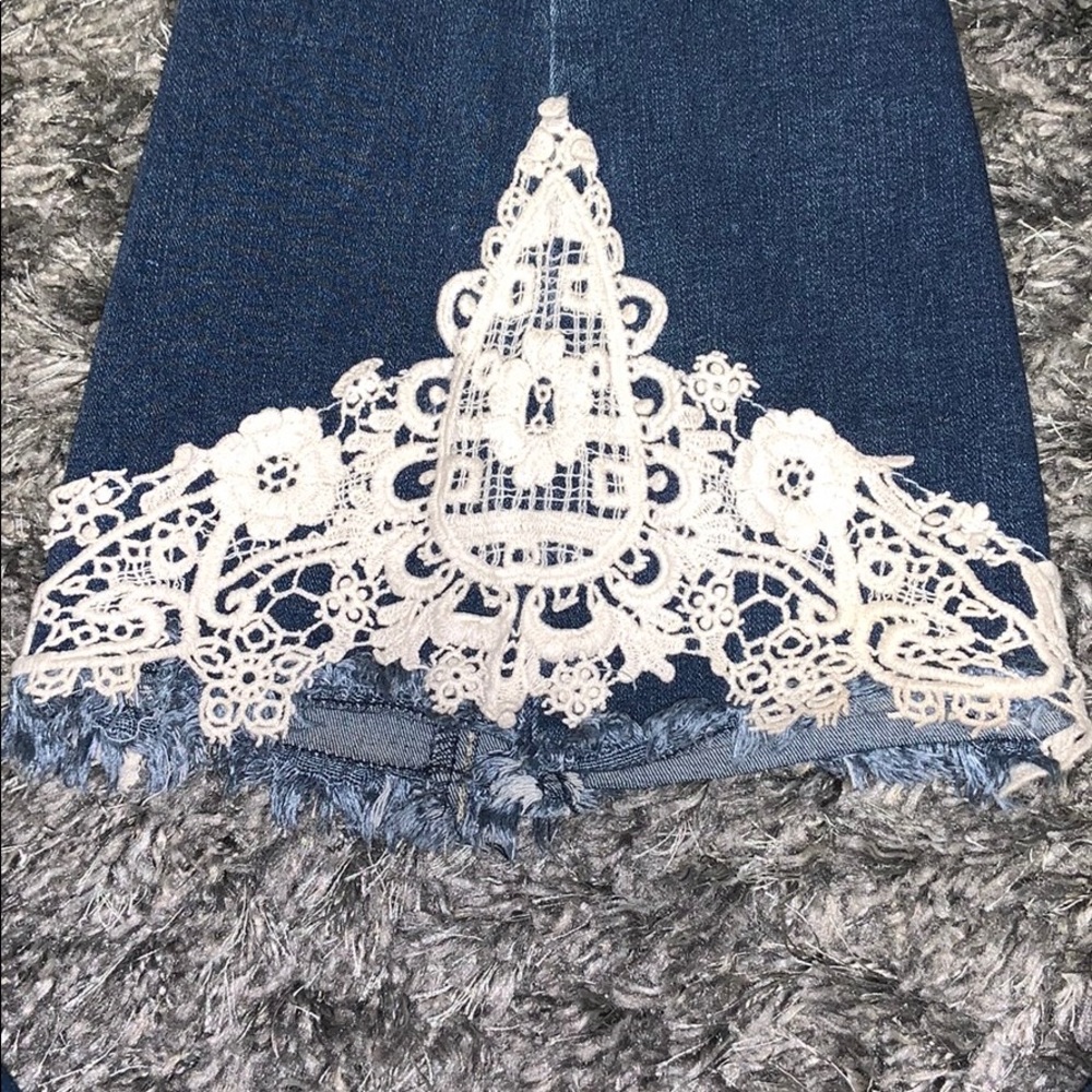 Flare Jeans! - Picture 2 of 2